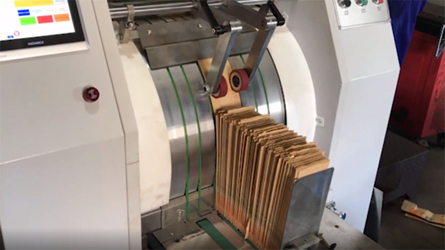 Machine de fabrication de sacs en papier (sachets papier plats) XKJD-400