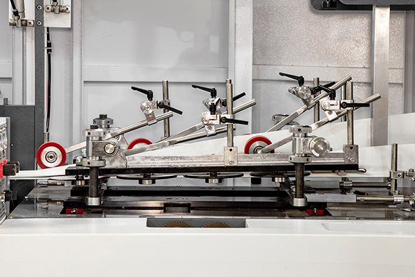 Machine de fabrication de sacs en papier (sachets papier plats)