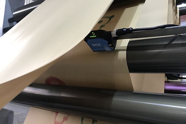 Machine de fabrication de sacs en papier, plats et sachets papier plats (type général)