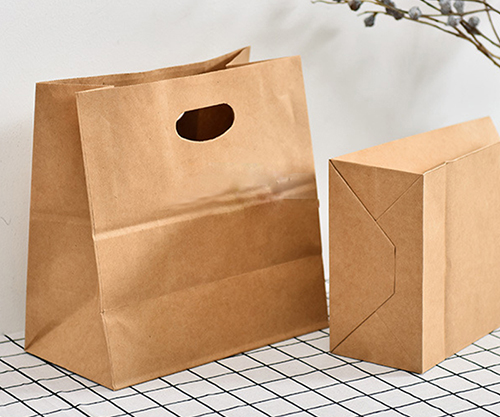 Sac en papier à découpe en D